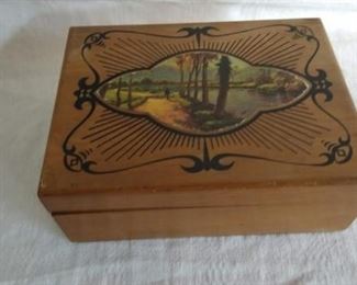 Wooden Trinket Box

