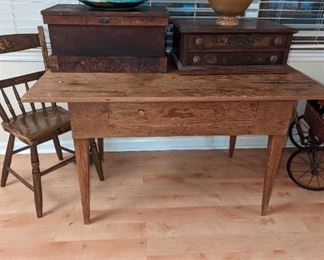 Beautiful primitive pine table with drawer.