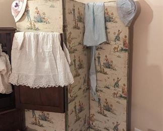 Too! Darn cute. Great divider for baby's room.