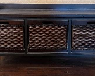 Entry Seat w Storage 