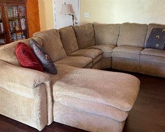 La-Z-Boy Sectional Sofa w/ Chaise