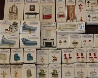 Petite Princess Dollhouse Furniture