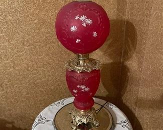 Antique Electrified Gone With the Wind Lamp