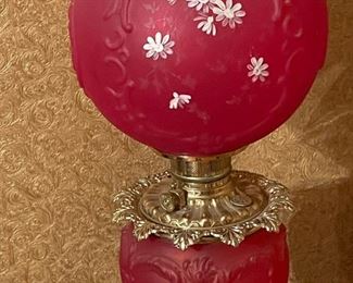 Antique Electrified Gone With the Wind Lamp