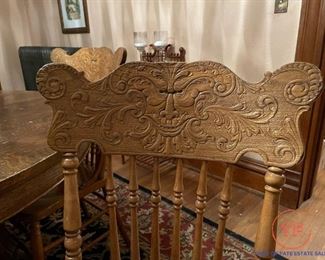 Round Antique Table with Carved Claw Feet Base Married with Carved Figural Chairs