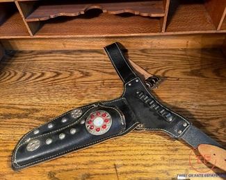 HUBLEY Colt .45 Cap Gun with Holster