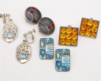 Vintage Group 4 Sterling Silver Earrings incl. Amber