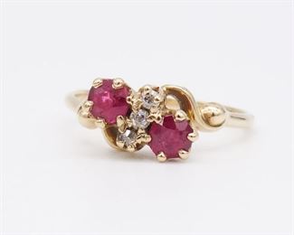 Vintage 14K Gold Double Ruby Diamond Ring Size 8.25