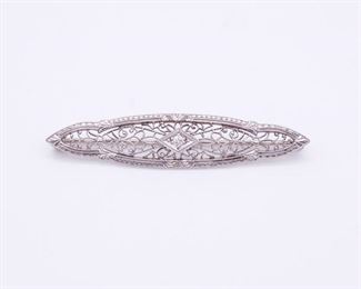 Antique 1920s Art Deco 14K White Gold Filigree Diamond Brooch Pin