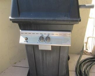 Grill on Stand with Wheels