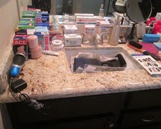 First Aid & Bathroom Supplies