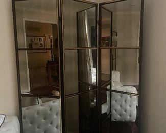 2 large mirrored partitions 