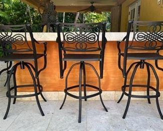 There are 5 barstools.