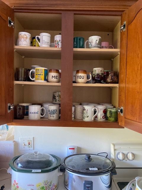 Mugs, crockpots