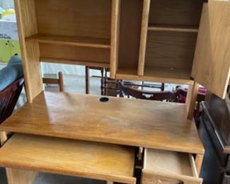 2 piece oak desk: 49”w 24” d desk top 29” t with top 65” tall
$150.00