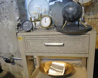 #31      Riverside - 73468 One Drawer Nightstand   (X2)