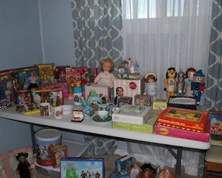 Collectible Barbies, Wizard of Oz, Miniature Tea Sets