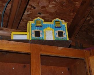 Vintage Fisher Price House