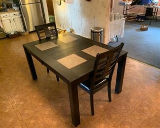 Kitchen table, leaf and 6 chairs