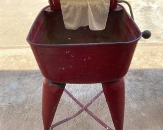 wash tub wringer 