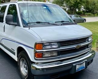 Buy it Now ($5,995) 2000 Chevrolet Express 1500 Passenger/Cargo Van.  New Michelin Tires, Battery and recently detailed.  Only 120,000 Miles, Automatic.  Used as a Handicap Van the Lift has been repaired and is working. 