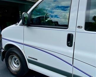 Buy it Now ($5,995) 2000 Chevrolet Express 1500 Passenger/Cargo Van.  New Michelin Tires, Battery and recently detailed.  Only 120,000 Miles, Automatic.  Used as a Handicap Van the Lift has been repaired and is working. 