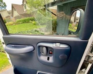 Buy it Now ($5,995) 2000 Chevrolet Express 1500 Passenger/Cargo Van.  New Michelin Tires, Battery and recently detailed.  Only 120,000 Miles, Automatic.  Used as a Handicap Van the Lift has been repaired and is working. 