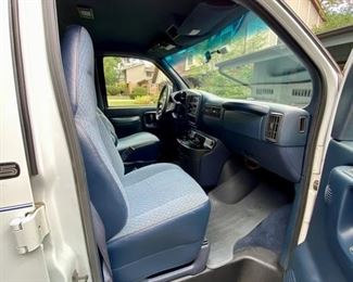 Buy it Now ($5,995) 2000 Chevrolet Express 1500 Passenger/Cargo Van.  New Michelin Tires, Battery and recently detailed.  Only 120,000 Miles, Automatic.  Used as a Handicap Van the Lift has been repaired and is working. 