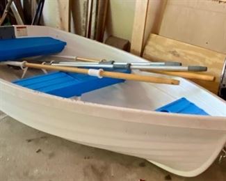 8' 2" Walker Bay Row Boat/Dinghy with Oars.  Can be used with small  outboard or Trolling Motor for Fishing.  2  Person Capacity up to 300 lbs.  Model WB8-M