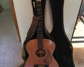 acoustic Guitar with hard shell case. 6 string Goya Guitar flamed maple wood handcrafted label inside says Martin!!! Martin acoustic Guitar model 518