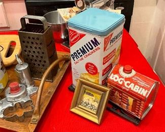 Collectible Tins & Vintage Kitchenware.