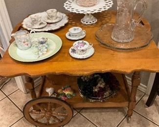 Nice condition Vintage Serving Cart