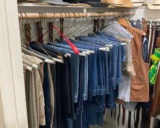 Excellent condition Clothing 