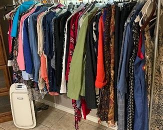 Great condition clothes 