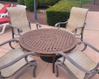 Outdoor Set with 4 Chairs $200