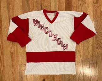 Wisconsin Men's Hockey Jersey (L)
