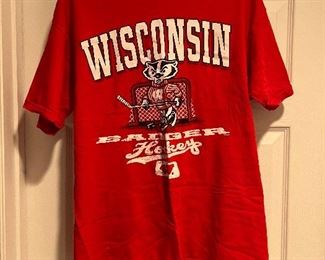 Wisconsin Hockey t-shirt