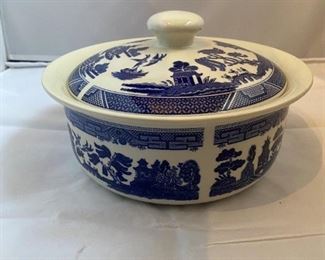 Covered Casserole made in Portugal