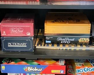 Sample of board games. 
