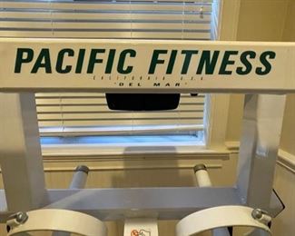 Pacific System Del Mar Home Gym System. Photo 2 of 2. 