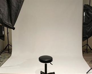 10" Photo backdrop and support system. 