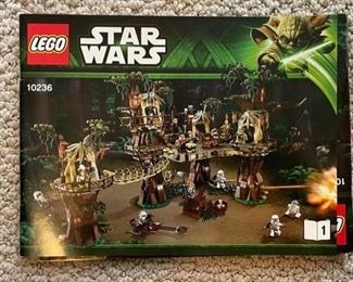 LEGO STAR WARS 10236 Ewok Village & Manuel. Missing some parts. Photo 1 of 2. 