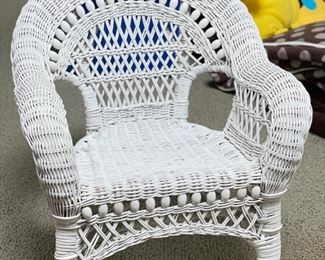 Child's Wicker Chair. 