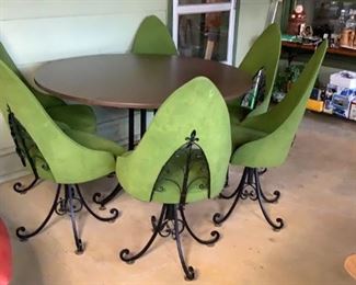 Mid-Century Table & 6 Chairs