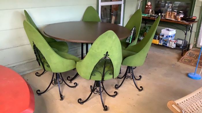 Mid-Century Table & 6 Chairs