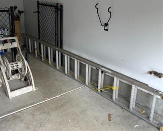 Aluminum Extension Ladder