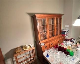 Hutch & Wine Rack