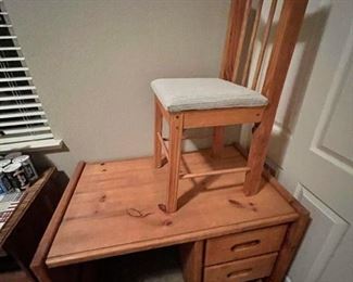 Student Desk & Chair