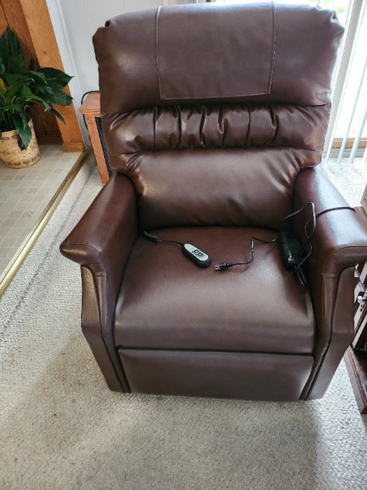Electric Rise Recliner