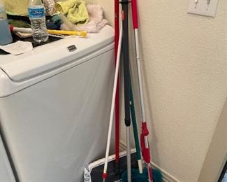 Cleaning tools 